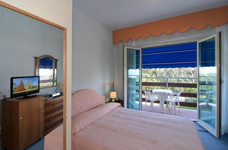Hotel Areion Forte dei Marmi Exterior photo