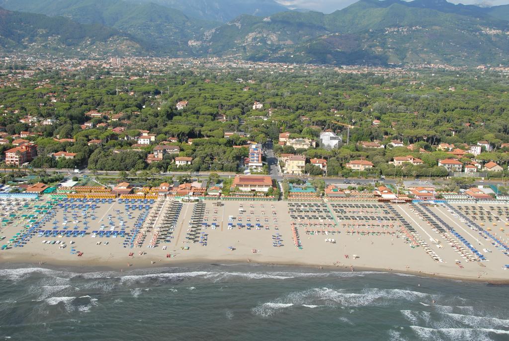 Hotel Areion Forte dei Marmi Exterior photo