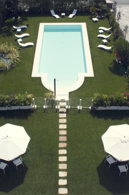 Hotel Areion Forte dei Marmi Exterior photo